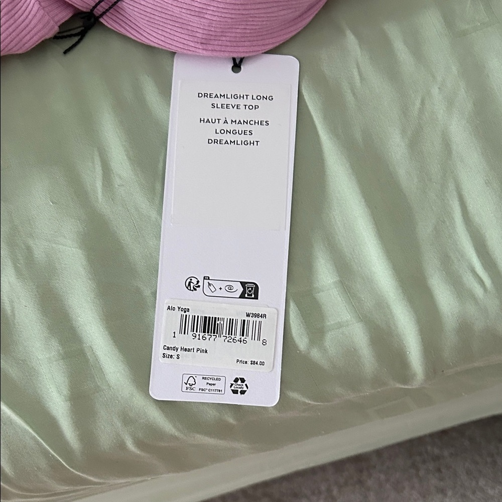 ALO dreamlight long sleeve too in candy heart pink - Picture 3 of 6